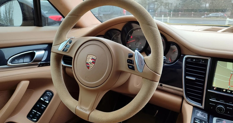 Porsche Panamera cena 119900 przebieg: 189071, rok produkcji 2014 z Stryków małe 379